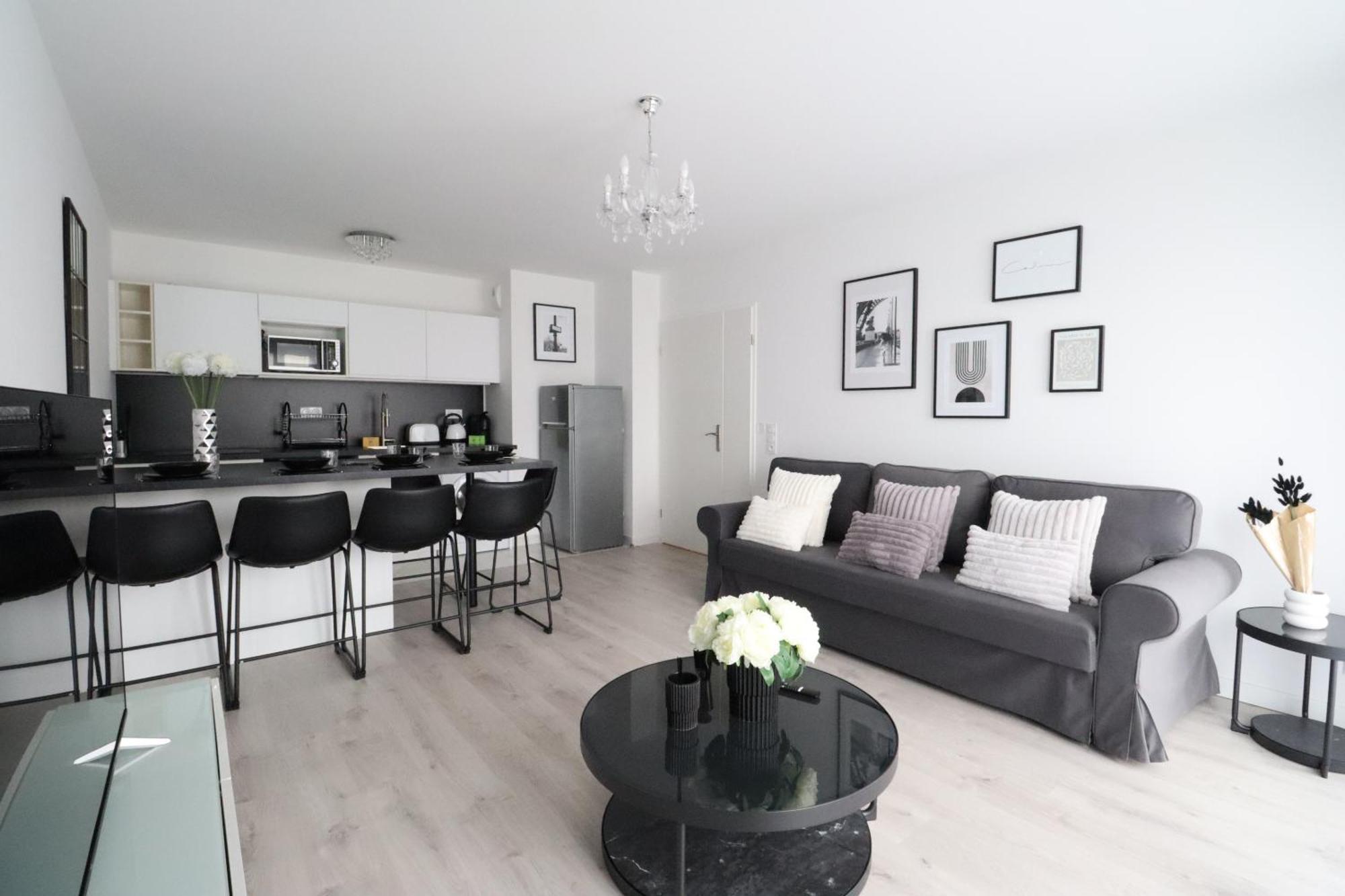 Chic By Plaza - Proche Disneyland Paris Apartment *